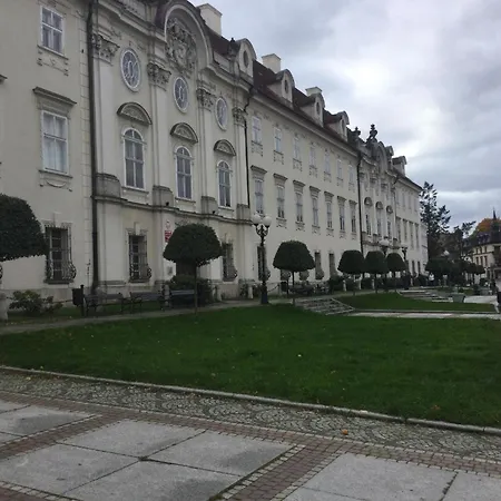 Ferienwohnung In Jelenia Gra-cieplice Apartment